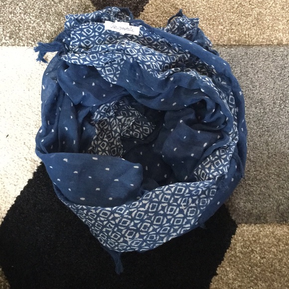 AEROPOSTALE scarf - Picture 1 of 3